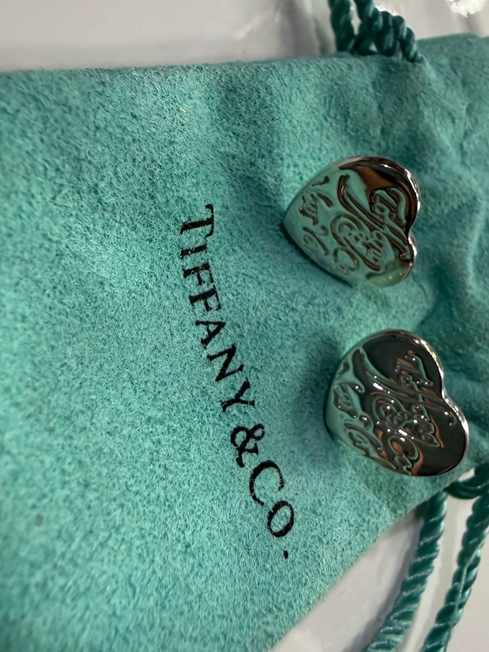 Women's Accessories Subcategory Identification - Picture 3 of 5